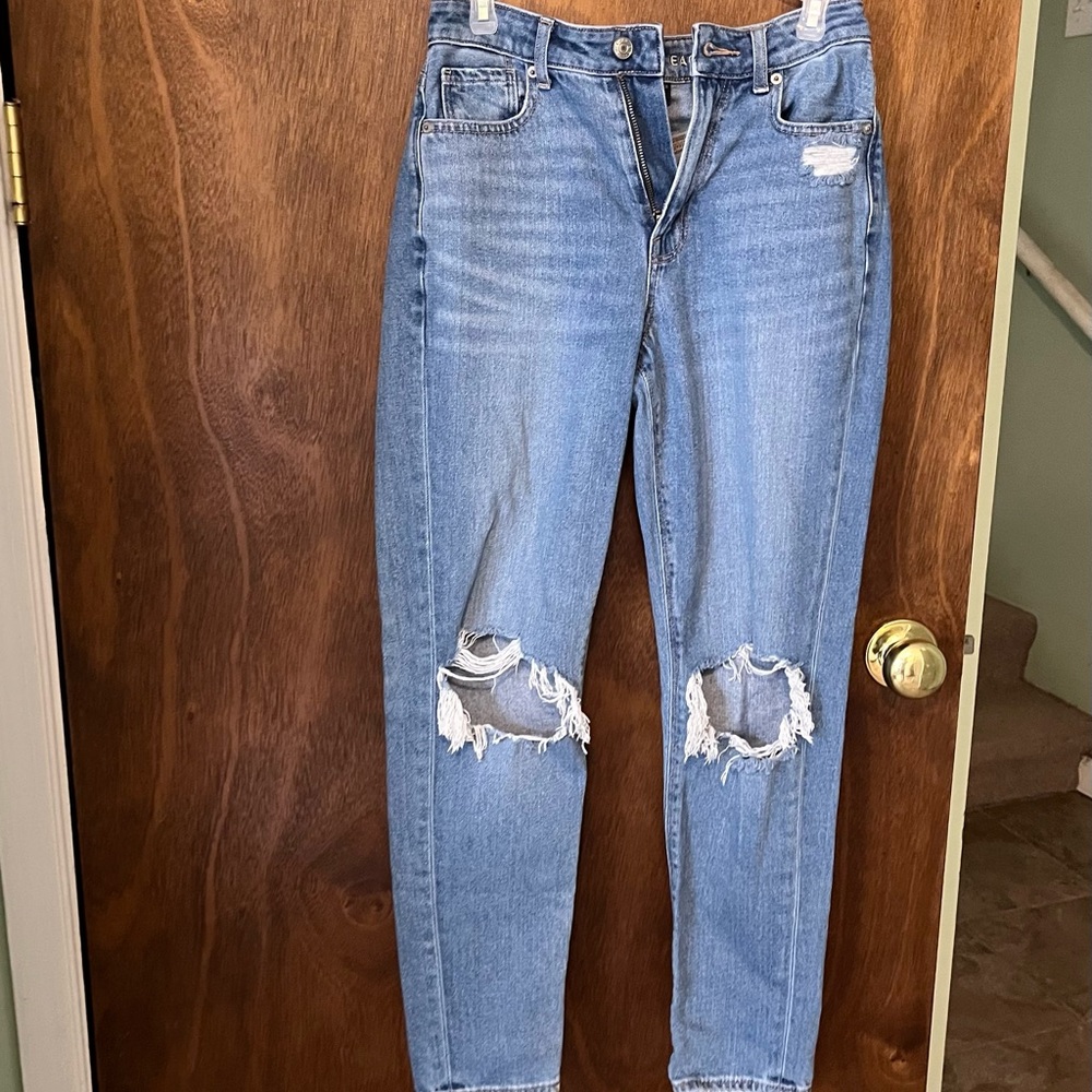 American Eagle Outfitters Light Blue Distressed Straight Leg Women’s size 0